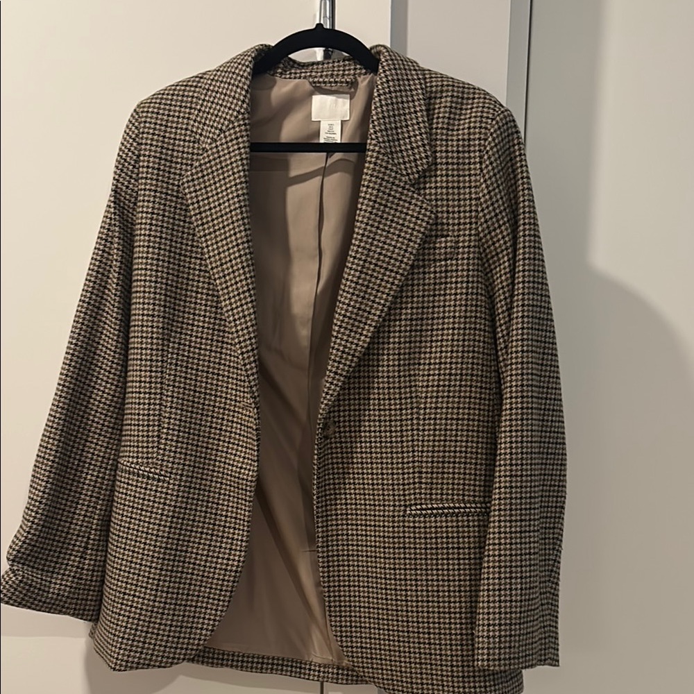 Classic Houndstooth Women's Blazer